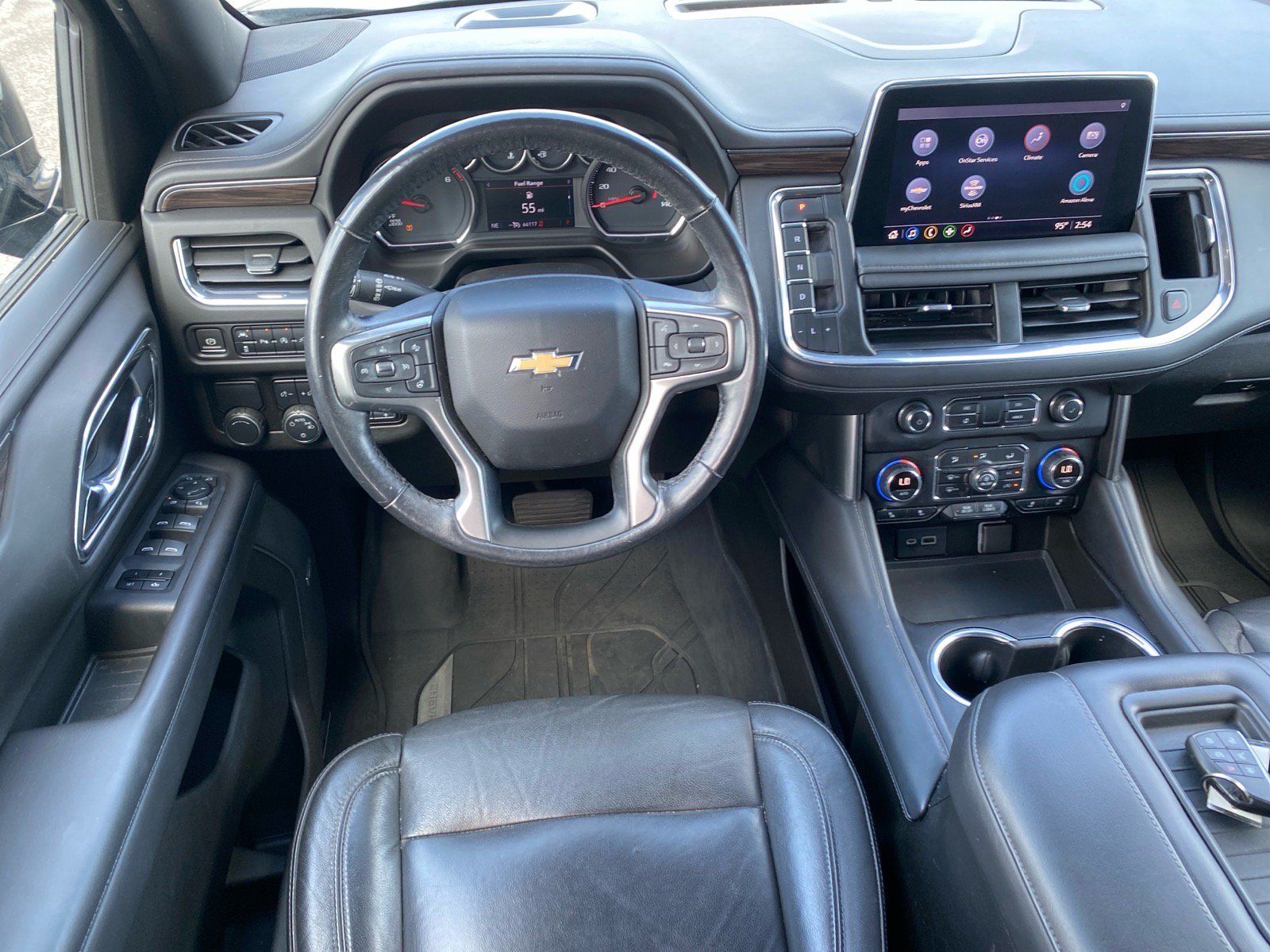 Used 2021 Chevrolet Suburban LT w/ LT Signature Package RWD image 19