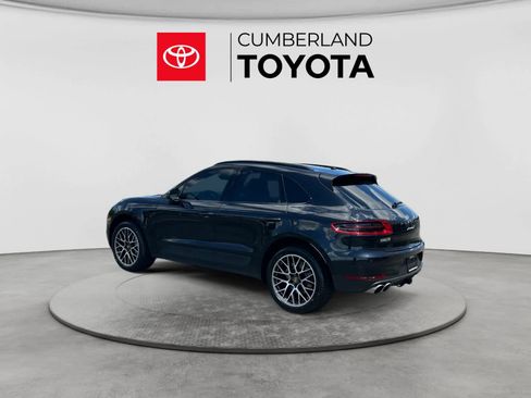 Used 2017 Porsche Macan S AWD/4WD image 3