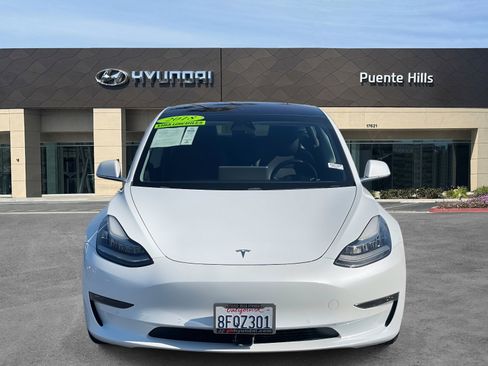 Used 2018 Tesla Model 3 Long Range image 2