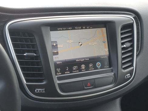 Used 2016 Chrysler 200 C w/ Navigation & Sound Group I image 22