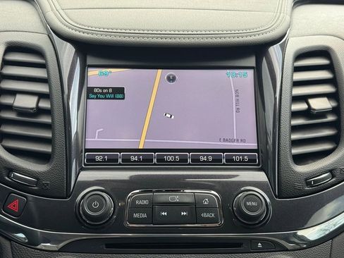 Used 2015 Chevrolet Impala LT image 12