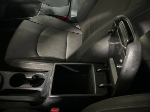 Used 2019 Kia Forte LXS FWD image 29