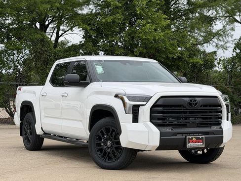 New 2026 Toyota Tundra SR5 RWD image 2