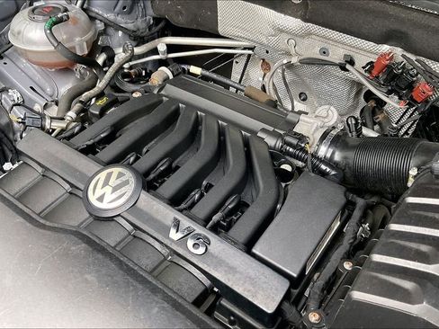Used 2021 Volkswagen Atlas Cross Sport SEL Premium R-Line AWD/4WD image 28