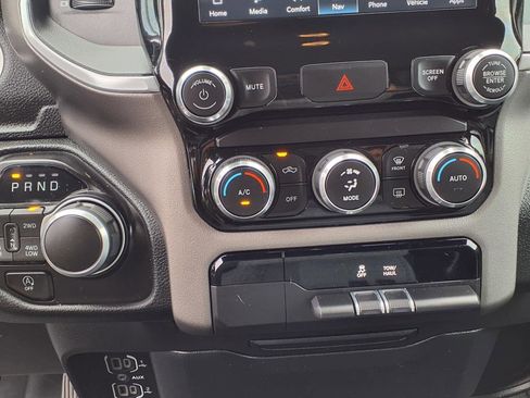 Used 2022 RAM 1500 Big Horn image 19