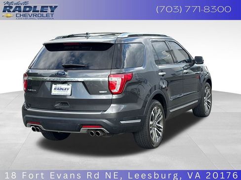 Used 2018 Ford Explorer Platinum AWD/4WD image 6