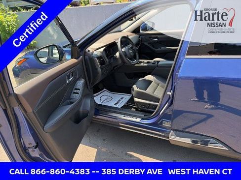 Certified 2023 Nissan Rogue SL AWD/4WD image 8