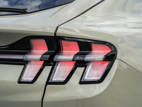 New 2025 Ford Mustang Mach-E Premium image 8