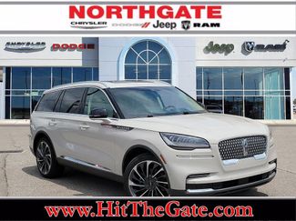 Used 2022 Lincoln Aviator Reserve w/ Equipment Group 201A AWD/4WD video 1