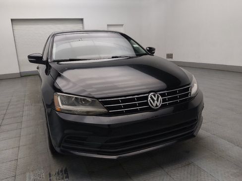 Used 2018 Volkswagen Jetta SE FWD image 14