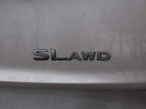 Used 2025 Nissan Rogue SL image 8