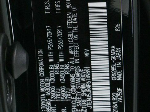Used 2023 Toyota 4Runner SR5 Premium w/ Moonroof Package AWD/4WD image 35