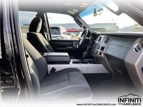 Used 2016 Ford Expedition EL XLT image 11
