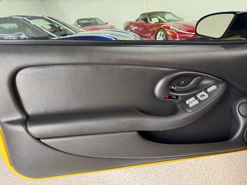Used 2002 Pontiac Firebird Trans Am RWD image 35