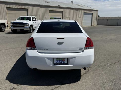 Used 2015 Chevrolet Impala LT image 8
