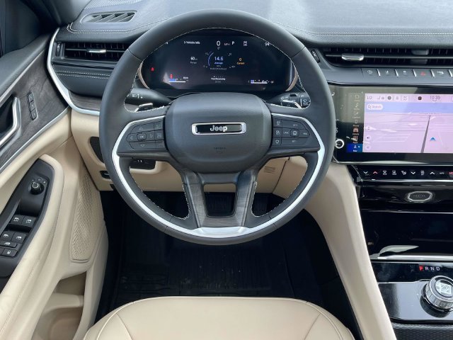 New 2026 Jeep Grand Cherokee Limited w/ Limited Altitude Package RWD image 15