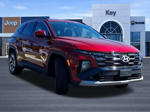 Used 2025 Hyundai Tucson SEL AWD/4WD image 6