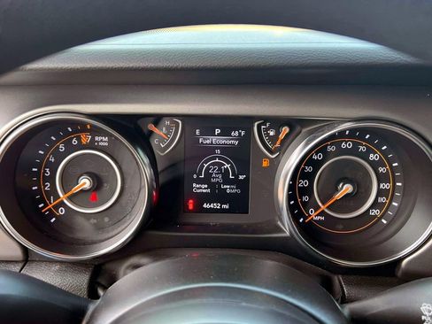 Used 2022 Jeep Wrangler Unlimited Sport AWD/4WD image 26