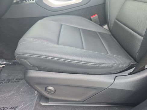 Certified 2025 Mercedes-Benz GLS 450 4MATIC image 28
