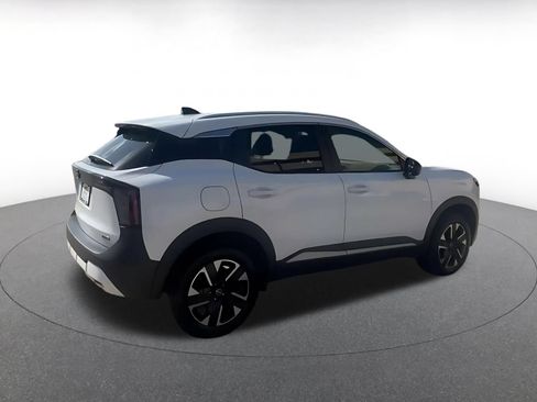 Used 2026 Nissan Kicks SV w/ Cold Weather Package AWD/4WD image 14