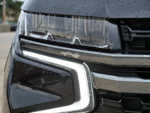 Used 2022 Chevrolet Tahoe Z71 w/ Max Trailering Package AWD/4WD image 10