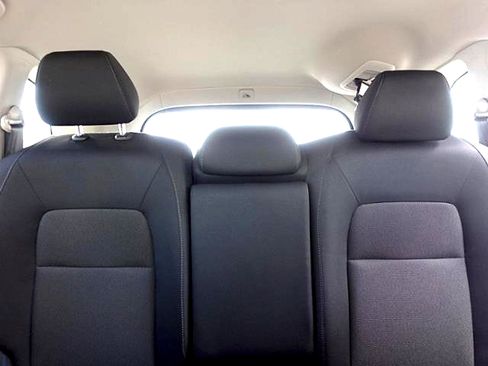 Used 2025 Honda CR-V LX image 16
