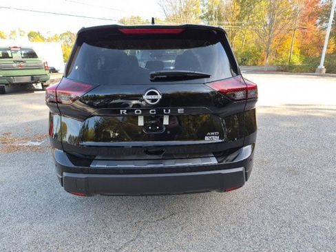 New 2026 Nissan Rogue SV w/ Cold Weather Package image 6