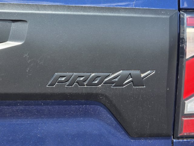 Used 2023 Nissan Titan PRO-4X w/ Pro-4x Convenience Package AWD/4WD image 12
