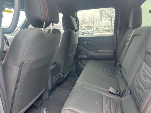 Used 2025 Nissan Frontier PRO-4X image 13