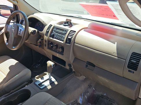 Used 2007 Nissan Frontier SE w/ SE Value Truck Pkg RWD image 24