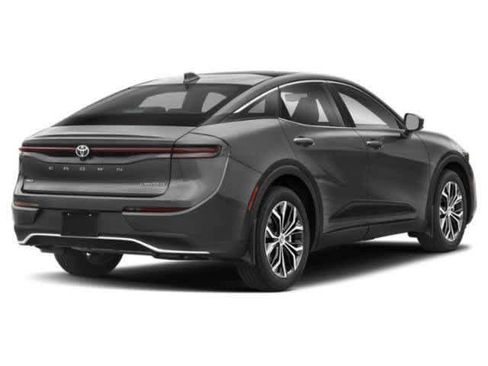 Used 2023 Toyota Crown AWD/4WD image 2