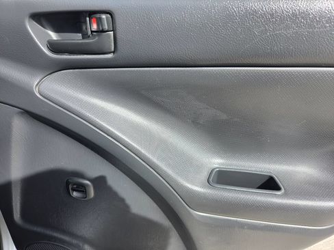Used 2003 Toyota Matrix w/ PWR Pkg FWD image 30
