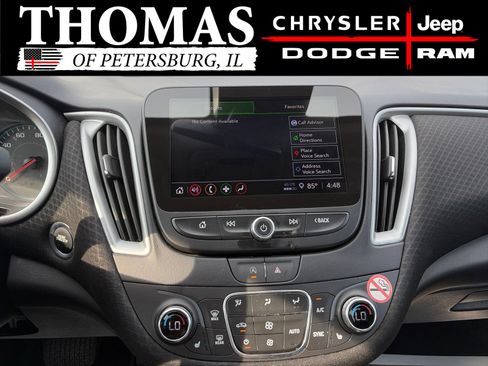 Used 2025 Chevrolet Malibu LT FWD image 17