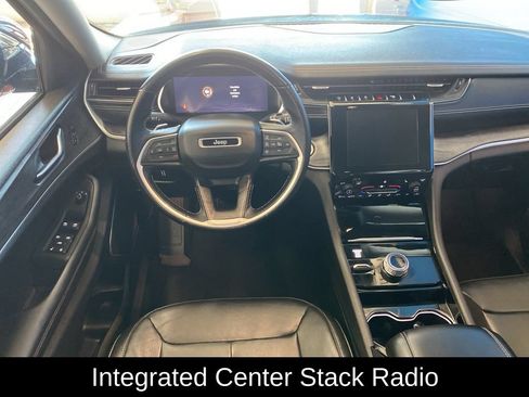 Used 2022 Jeep Grand Cherokee L Limited AWD/4WD image 4