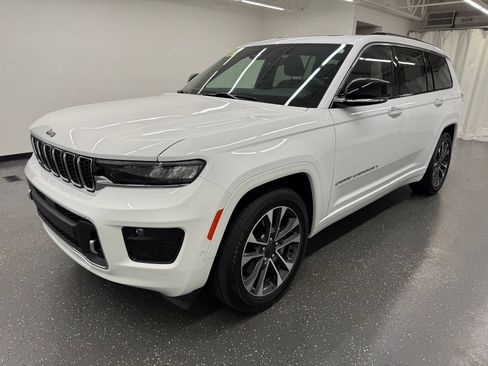 Used 2023 Jeep Grand Cherokee L Overland AWD/4WD image 4