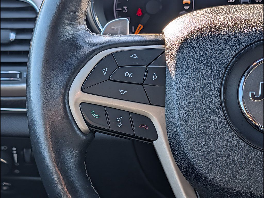 Used 2016 Jeep Grand Cherokee Limited AWD/4WD image 17