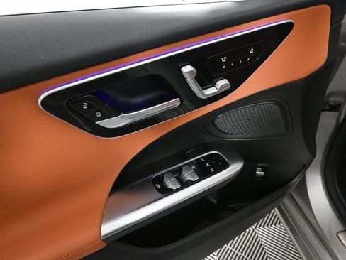 Used 2024 Mercedes-Benz C 300 C 300 image 8