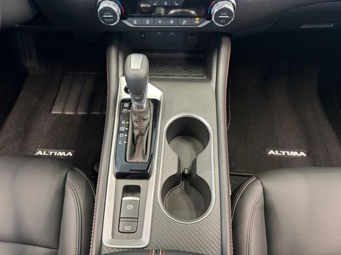 New 2026 Nissan Altima 2.5 SR FWD image 24