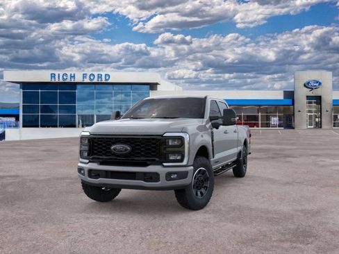 New 2026 Ford F250 XLT w/ XLT Premium Package AWD/4WD image 2