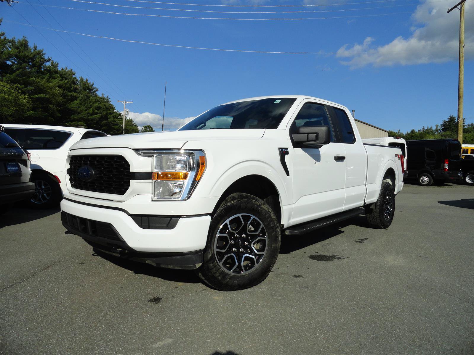 Certified 2022 Ford F150 XL w/ STX Appearance Package AWD/4WD image 1