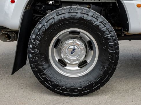 Used 2017 Ford F350 Lariat w/ Lariat Value Package image 60