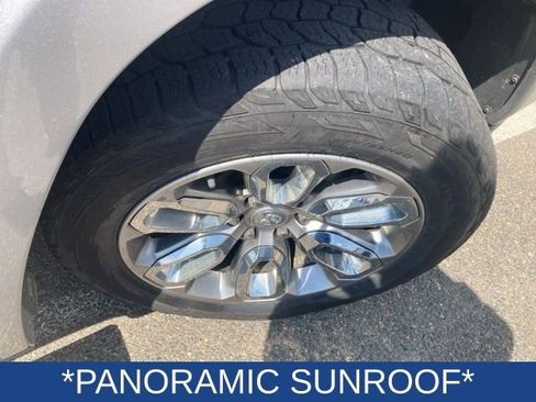 Used 2022 RAM 1500 Laramie w/ G/T Package image 5