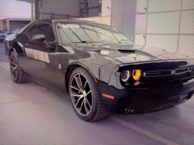 Used 2015 Dodge Challenger R/T Scat Pack w/ Leather Interior Group RWD image 11