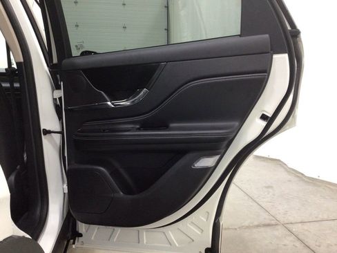 Used 2024 Lincoln Corsair Reserve w/ Equipment Group 201A image 34