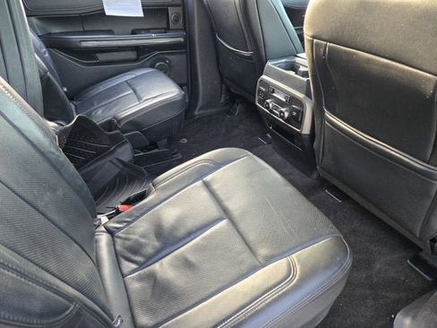 Used 2018 Ford Expedition Max XLT w/ Equipment Group 202A image 10