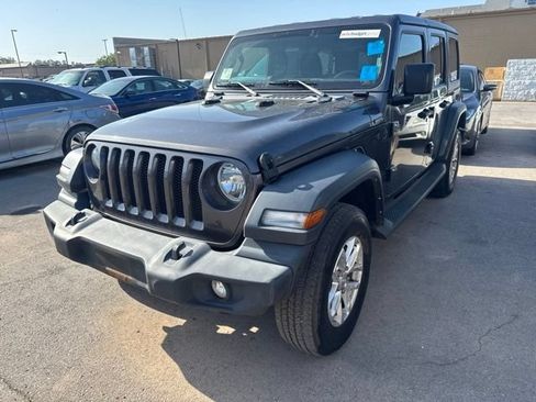 Used 2023 Jeep Wrangler Unlimited Sport AWD/4WD image 3