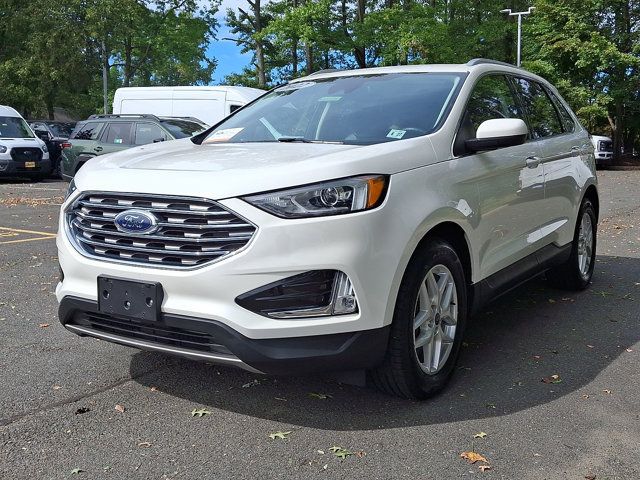 Certified 2022 Ford Edge SEL w/ Convenience Package AWD/4WD image 4