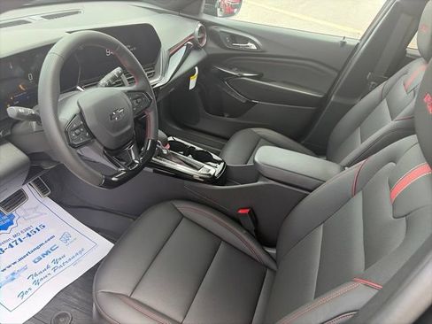 New 2026 Chevrolet Trax RS FWD image 16