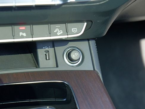 Used 2023 Audi Q5 2.0T Premium Plus image 19