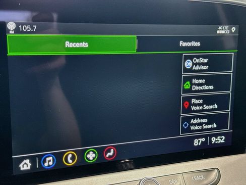 Used 2025 Chevrolet Blazer LT AWD/4WD image 13